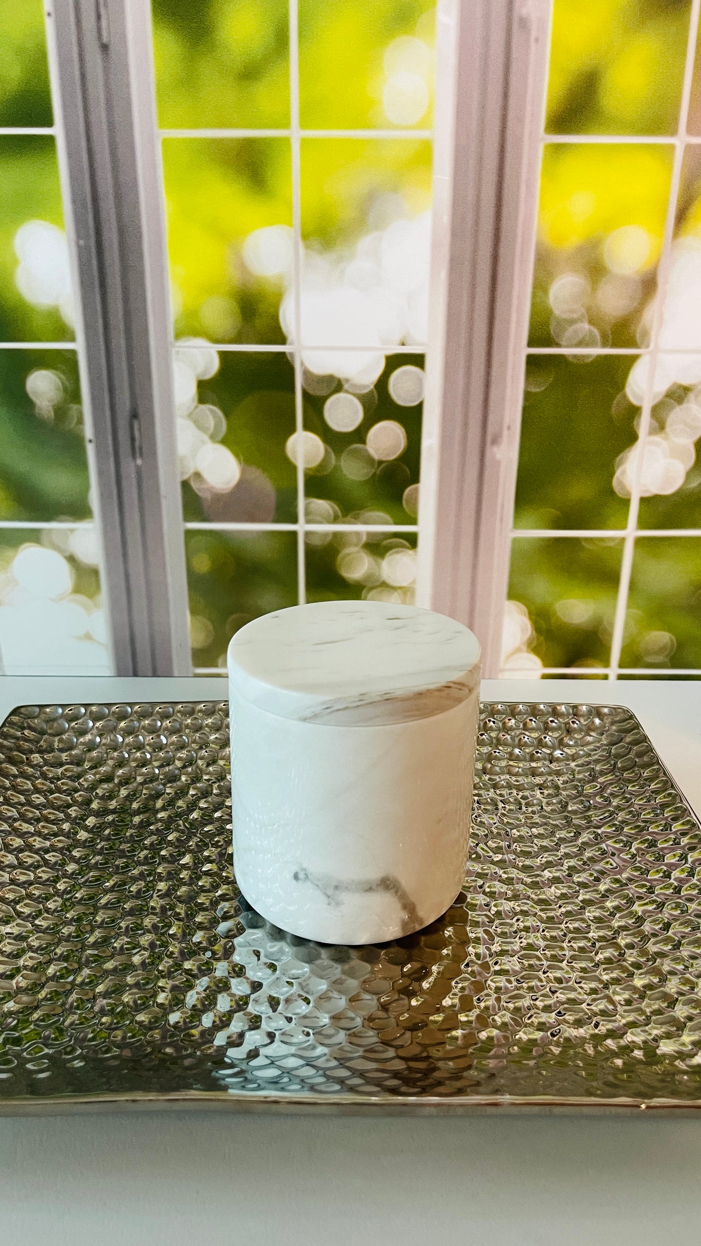 Luxury. Candles in Natural Marble.